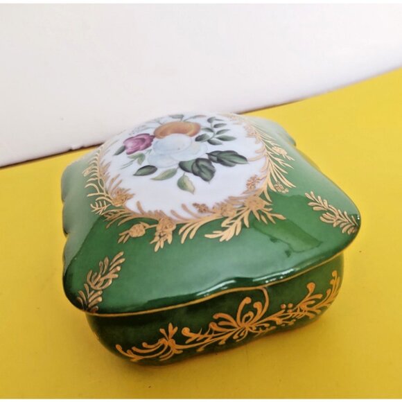 Vintage LIMOGES Lidded Porcelain Trinket Box 4.5" x 4" Green, Gold, Florals - Picture 12 of 13